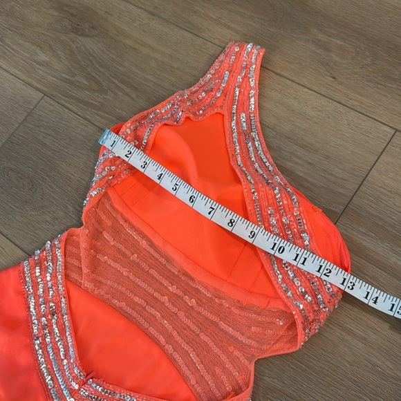 Betsy & Adam One-Shoulder Sequin Backless Gown - Picture 13 of 15